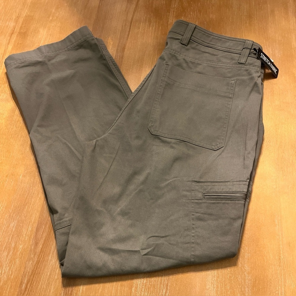 Roundtree & Yorke Cargo Pants Mens 38x32 Grey Core Comfort Waistband Casual NEW